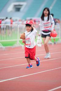 BIB: 6921, 819
                            <button type="button" onclick="openModal(5930594)" class="btn btn-primary btn-sm float-right btn-popup" data-toggle="modal" data-target=".modal-high-quality">
                        <i class="fas fa-shopping-cart"></i> Add to Cart
                    </button>
                                            <button type="button" onclick="isThisMe(5930594, true)" class="btn btn-success btn-sm float-right btn-popup btn-isme hidden" data-toggle="tooltip" data-placement="bottom" title="นี่คือรูปของคุณใช่ไหม คลิกที่นี่เพื่อเอาเข้าอัลบั้ม">
                        <i class="fas fa-plus"></i> Add to album
                    </button>
                    <button type="button" onclick="isThisMe(5930594, false)" class="btn btn-warning btn-sm float-right btn-popup btn-isnotme hidden">
                        <i class="fas fa-ban"></i> Remove from album
                    </button>