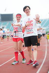 BIB: 209, 4265, 4113
                            <button type="button" onclick="openModal(5930846)" class="btn btn-primary btn-sm float-right btn-popup" data-toggle="modal" data-target=".modal-high-quality">
                        <i class="fas fa-shopping-cart"></i> Add to Cart
                    </button>
                                            <button type="button" onclick="isThisMe(5930846, true)" class="btn btn-success btn-sm float-right btn-popup btn-isme hidden" data-toggle="tooltip" data-placement="bottom" title="นี่คือรูปของคุณใช่ไหม คลิกที่นี่เพื่อเอาเข้าอัลบั้ม">
                        <i class="fas fa-plus"></i> Add to album
                    </button>
                    <button type="button" onclick="isThisMe(5930846, false)" class="btn btn-warning btn-sm float-right btn-popup btn-isnotme hidden">
                        <i class="fas fa-ban"></i> Remove from album
                    </button>