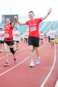 BIB: 5853, 3857
                            <button type="button" onclick="openModal(5920612)" class="btn btn-primary btn-sm float-right btn-popup" data-toggle="modal" data-target=".modal-high-quality">
                        <i class="fas fa-shopping-cart"></i> Add to Cart
                    </button>
                                            <button type="button" onclick="isThisMe(5920612, true)" class="btn btn-success btn-sm float-right btn-popup btn-isme hidden" data-toggle="tooltip" data-placement="bottom" title="นี่คือรูปของคุณใช่ไหม คลิกที่นี่เพื่อเอาเข้าอัลบั้ม">
                        <i class="fas fa-plus"></i> Add to album
                    </button>
                    <button type="button" onclick="isThisMe(5920612, false)" class="btn btn-warning btn-sm float-right btn-popup btn-isnotme hidden">
                        <i class="fas fa-ban"></i> Remove from album
                    </button>