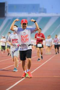 BIB: 201, 0431, 8092
                            <button type="button" onclick="openModal(5912955)" class="btn btn-primary btn-sm float-right btn-popup" data-toggle="modal" data-target=".modal-high-quality">
                        <i class="fas fa-shopping-cart"></i> Add to Cart
                    </button>
                                            <button type="button" onclick="isThisMe(5912955, true)" class="btn btn-success btn-sm float-right btn-popup btn-isme hidden" data-toggle="tooltip" data-placement="bottom" title="นี่คือรูปของคุณใช่ไหม คลิกที่นี่เพื่อเอาเข้าอัลบั้ม">
                        <i class="fas fa-plus"></i> Add to album
                    </button>
                    <button type="button" onclick="isThisMe(5912955, false)" class="btn btn-warning btn-sm float-right btn-popup btn-isnotme hidden">
                        <i class="fas fa-ban"></i> Remove from album
                    </button>