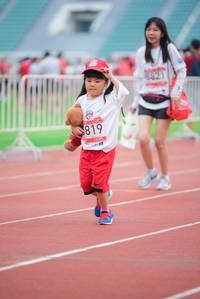 BIB: 6921, 819
                            <button type="button" onclick="openModal(5930625)" class="btn btn-primary btn-sm float-right btn-popup" data-toggle="modal" data-target=".modal-high-quality">
                        <i class="fas fa-shopping-cart"></i> Add to Cart
                    </button>
                                            <button type="button" onclick="isThisMe(5930625, true)" class="btn btn-success btn-sm float-right btn-popup btn-isme hidden" data-toggle="tooltip" data-placement="bottom" title="นี่คือรูปของคุณใช่ไหม คลิกที่นี่เพื่อเอาเข้าอัลบั้ม">
                        <i class="fas fa-plus"></i> Add to album
                    </button>
                    <button type="button" onclick="isThisMe(5930625, false)" class="btn btn-warning btn-sm float-right btn-popup btn-isnotme hidden">
                        <i class="fas fa-ban"></i> Remove from album
                    </button>