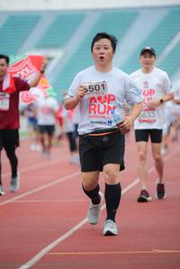 BIB: 501, 633
                            <button type="button" onclick="openModal(5919221)" class="btn btn-primary btn-sm float-right btn-popup" data-toggle="modal" data-target=".modal-high-quality">
                        <i class="fas fa-shopping-cart"></i> Add to Cart
                    </button>
                                            <button type="button" onclick="isThisMe(5919221, true)" class="btn btn-success btn-sm float-right btn-popup btn-isme hidden" data-toggle="tooltip" data-placement="bottom" title="นี่คือรูปของคุณใช่ไหม คลิกที่นี่เพื่อเอาเข้าอัลบั้ม">
                        <i class="fas fa-plus"></i> Add to album
                    </button>
                    <button type="button" onclick="isThisMe(5919221, false)" class="btn btn-warning btn-sm float-right btn-popup btn-isnotme hidden">
                        <i class="fas fa-ban"></i> Remove from album
                    </button>