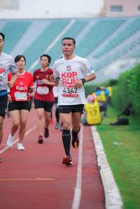 BIB: 4342, 2002
                            <button type="button" onclick="openModal(5915560)" class="btn btn-primary btn-sm float-right btn-popup" data-toggle="modal" data-target=".modal-high-quality">
                        <i class="fas fa-shopping-cart"></i> Add to Cart
                    </button>
                                            <button type="button" onclick="isThisMe(5915560, true)" class="btn btn-success btn-sm float-right btn-popup btn-isme hidden" data-toggle="tooltip" data-placement="bottom" title="นี่คือรูปของคุณใช่ไหม คลิกที่นี่เพื่อเอาเข้าอัลบั้ม">
                        <i class="fas fa-plus"></i> Add to album
                    </button>
                    <button type="button" onclick="isThisMe(5915560, false)" class="btn btn-warning btn-sm float-right btn-popup btn-isnotme hidden">
                        <i class="fas fa-ban"></i> Remove from album
                    </button>