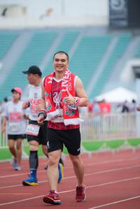 BIB: 420
                            <button type="button" onclick="openModal(5918884)" class="btn btn-primary btn-sm float-right btn-popup" data-toggle="modal" data-target=".modal-high-quality">
                        <i class="fas fa-shopping-cart"></i> Add to Cart
                    </button>
                                            <button type="button" onclick="isThisMe(5918884, true)" class="btn btn-success btn-sm float-right btn-popup btn-isme hidden" data-toggle="tooltip" data-placement="bottom" title="นี่คือรูปของคุณใช่ไหม คลิกที่นี่เพื่อเอาเข้าอัลบั้ม">
                        <i class="fas fa-plus"></i> Add to album
                    </button>
                    <button type="button" onclick="isThisMe(5918884, false)" class="btn btn-warning btn-sm float-right btn-popup btn-isnotme hidden">
                        <i class="fas fa-ban"></i> Remove from album
                    </button>