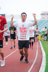 BIB: 201, 2446
                            <button type="button" onclick="openModal(5919447)" class="btn btn-primary btn-sm float-right btn-popup" data-toggle="modal" data-target=".modal-high-quality">
                        <i class="fas fa-shopping-cart"></i> Add to Cart
                    </button>
                                            <button type="button" onclick="isThisMe(5919447, true)" class="btn btn-success btn-sm float-right btn-popup btn-isme hidden" data-toggle="tooltip" data-placement="bottom" title="นี่คือรูปของคุณใช่ไหม คลิกที่นี่เพื่อเอาเข้าอัลบั้ม">
                        <i class="fas fa-plus"></i> Add to album
                    </button>
                    <button type="button" onclick="isThisMe(5919447, false)" class="btn btn-warning btn-sm float-right btn-popup btn-isnotme hidden">
                        <i class="fas fa-ban"></i> Remove from album
                    </button>