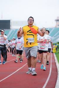 BIB: 7237, 2934, 5271, 9263, 
                            <button type="button" onclick="openModal(5915779)" class="btn btn-primary btn-sm float-right btn-popup" data-toggle="modal" data-target=".modal-high-quality">
                        <i class="fas fa-shopping-cart"></i> Add to Cart
                    </button>
                                            <button type="button" onclick="isThisMe(5915779, true)" class="btn btn-success btn-sm float-right btn-popup btn-isme hidden" data-toggle="tooltip" data-placement="bottom" title="นี่คือรูปของคุณใช่ไหม คลิกที่นี่เพื่อเอาเข้าอัลบั้ม">
                        <i class="fas fa-plus"></i> Add to album
                    </button>
                    <button type="button" onclick="isThisMe(5915779, false)" class="btn btn-warning btn-sm float-right btn-popup btn-isnotme hidden">
                        <i class="fas fa-ban"></i> Remove from album
                    </button>