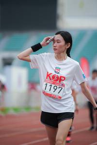 BIB: 1197
                            <button type="button" onclick="openModal(5938566)" class="btn btn-primary btn-sm float-right btn-popup" data-toggle="modal" data-target=".modal-high-quality">
                        <i class="fas fa-shopping-cart"></i> Add to Cart
                    </button>
                                            <button type="button" onclick="isThisMe(5938566, true)" class="btn btn-success btn-sm float-right btn-popup btn-isme hidden" data-toggle="tooltip" data-placement="bottom" title="นี่คือรูปของคุณใช่ไหม คลิกที่นี่เพื่อเอาเข้าอัลบั้ม">
                        <i class="fas fa-plus"></i> Add to album
                    </button>
                    <button type="button" onclick="isThisMe(5938566, false)" class="btn btn-warning btn-sm float-right btn-popup btn-isnotme hidden">
                        <i class="fas fa-ban"></i> Remove from album
                    </button>