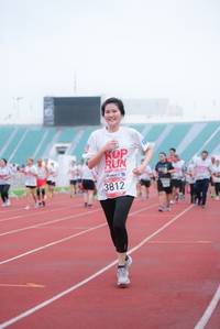 BIB: 3812
                            <button type="button" onclick="openModal(5915206)" class="btn btn-primary btn-sm float-right btn-popup" data-toggle="modal" data-target=".modal-high-quality">
                        <i class="fas fa-shopping-cart"></i> Add to Cart
                    </button>
                                            <button type="button" onclick="isThisMe(5915206, true)" class="btn btn-success btn-sm float-right btn-popup btn-isme hidden" data-toggle="tooltip" data-placement="bottom" title="นี่คือรูปของคุณใช่ไหม คลิกที่นี่เพื่อเอาเข้าอัลบั้ม">
                        <i class="fas fa-plus"></i> Add to album
                    </button>
                    <button type="button" onclick="isThisMe(5915206, false)" class="btn btn-warning btn-sm float-right btn-popup btn-isnotme hidden">
                        <i class="fas fa-ban"></i> Remove from album
                    </button>