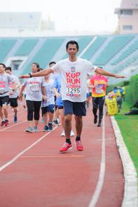 BIB: 6057, 1295
                            <button type="button" onclick="openModal(5929724)" class="btn btn-primary btn-sm float-right btn-popup" data-toggle="modal" data-target=".modal-high-quality">
                        <i class="fas fa-shopping-cart"></i> Add to Cart
                    </button>
                                            <button type="button" onclick="isThisMe(5929724, true)" class="btn btn-success btn-sm float-right btn-popup btn-isme hidden" data-toggle="tooltip" data-placement="bottom" title="นี่คือรูปของคุณใช่ไหม คลิกที่นี่เพื่อเอาเข้าอัลบั้ม">
                        <i class="fas fa-plus"></i> Add to album
                    </button>
                    <button type="button" onclick="isThisMe(5929724, false)" class="btn btn-warning btn-sm float-right btn-popup btn-isnotme hidden">
                        <i class="fas fa-ban"></i> Remove from album
                    </button>