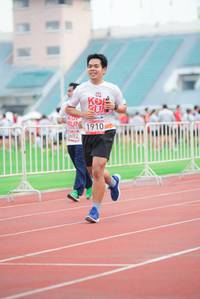 BIB: 1910, 3692, 
                            <button type="button" onclick="openModal(5930852)" class="btn btn-primary btn-sm float-right btn-popup" data-toggle="modal" data-target=".modal-high-quality">
                        <i class="fas fa-shopping-cart"></i> Add to Cart
                    </button>
                                            <button type="button" onclick="isThisMe(5930852, true)" class="btn btn-success btn-sm float-right btn-popup btn-isme hidden" data-toggle="tooltip" data-placement="bottom" title="นี่คือรูปของคุณใช่ไหม คลิกที่นี่เพื่อเอาเข้าอัลบั้ม">
                        <i class="fas fa-plus"></i> Add to album
                    </button>
                    <button type="button" onclick="isThisMe(5930852, false)" class="btn btn-warning btn-sm float-right btn-popup btn-isnotme hidden">
                        <i class="fas fa-ban"></i> Remove from album
                    </button>