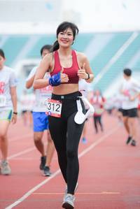 BIB: 312, 
                            <button type="button" onclick="openModal(5919104)" class="btn btn-primary btn-sm float-right btn-popup" data-toggle="modal" data-target=".modal-high-quality">
                        <i class="fas fa-shopping-cart"></i> Add to Cart
                    </button>
                                            <button type="button" onclick="isThisMe(5919104, true)" class="btn btn-success btn-sm float-right btn-popup btn-isme hidden" data-toggle="tooltip" data-placement="bottom" title="นี่คือรูปของคุณใช่ไหม คลิกที่นี่เพื่อเอาเข้าอัลบั้ม">
                        <i class="fas fa-plus"></i> Add to album
                    </button>
                    <button type="button" onclick="isThisMe(5919104, false)" class="btn btn-warning btn-sm float-right btn-popup btn-isnotme hidden">
                        <i class="fas fa-ban"></i> Remove from album
                    </button>