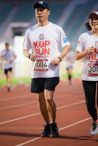 BIB: 2019, 3004, 300
                            <button type="button" onclick="openModal(5907992)" class="btn btn-primary btn-sm float-right btn-popup" data-toggle="modal" data-target=".modal-high-quality">
                        <i class="fas fa-shopping-cart"></i> Add to Cart
                    </button>
                                            <button type="button" onclick="isThisMe(5907992, true)" class="btn btn-success btn-sm float-right btn-popup btn-isme hidden" data-toggle="tooltip" data-placement="bottom" title="นี่คือรูปของคุณใช่ไหม คลิกที่นี่เพื่อเอาเข้าอัลบั้ม">
                        <i class="fas fa-plus"></i> Add to album
                    </button>
                    <button type="button" onclick="isThisMe(5907992, false)" class="btn btn-warning btn-sm float-right btn-popup btn-isnotme hidden">
                        <i class="fas fa-ban"></i> Remove from album
                    </button>