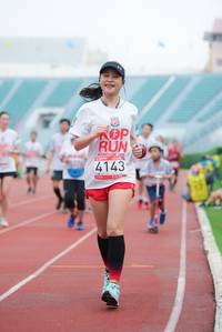 BIB: 4143
                            <button type="button" onclick="openModal(5919801)" class="btn btn-primary btn-sm float-right btn-popup" data-toggle="modal" data-target=".modal-high-quality">
                        <i class="fas fa-shopping-cart"></i> Add to Cart
                    </button>
                                            <button type="button" onclick="isThisMe(5919801, true)" class="btn btn-success btn-sm float-right btn-popup btn-isme hidden" data-toggle="tooltip" data-placement="bottom" title="นี่คือรูปของคุณใช่ไหม คลิกที่นี่เพื่อเอาเข้าอัลบั้ม">
                        <i class="fas fa-plus"></i> Add to album
                    </button>
                    <button type="button" onclick="isThisMe(5919801, false)" class="btn btn-warning btn-sm float-right btn-popup btn-isnotme hidden">
                        <i class="fas fa-ban"></i> Remove from album
                    </button>