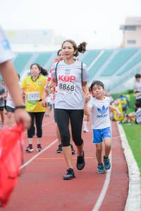 BIB: 8868, 7400
                            <button type="button" onclick="openModal(5919759)" class="btn btn-primary btn-sm float-right btn-popup" data-toggle="modal" data-target=".modal-high-quality">
                        <i class="fas fa-shopping-cart"></i> Add to Cart
                    </button>
                                            <button type="button" onclick="isThisMe(5919759, true)" class="btn btn-success btn-sm float-right btn-popup btn-isme hidden" data-toggle="tooltip" data-placement="bottom" title="นี่คือรูปของคุณใช่ไหม คลิกที่นี่เพื่อเอาเข้าอัลบั้ม">
                        <i class="fas fa-plus"></i> Add to album
                    </button>
                    <button type="button" onclick="isThisMe(5919759, false)" class="btn btn-warning btn-sm float-right btn-popup btn-isnotme hidden">
                        <i class="fas fa-ban"></i> Remove from album
                    </button>