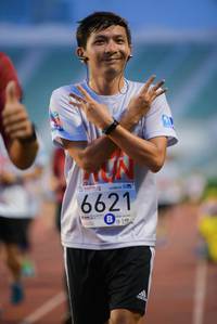 BIB: 6621
                            <button type="button" onclick="openModal(5912428)" class="btn btn-primary btn-sm float-right btn-popup" data-toggle="modal" data-target=".modal-high-quality">
                        <i class="fas fa-shopping-cart"></i> Add to Cart
                    </button>
                                            <button type="button" onclick="isThisMe(5912428, true)" class="btn btn-success btn-sm float-right btn-popup btn-isme hidden" data-toggle="tooltip" data-placement="bottom" title="นี่คือรูปของคุณใช่ไหม คลิกที่นี่เพื่อเอาเข้าอัลบั้ม">
                        <i class="fas fa-plus"></i> Add to album
                    </button>
                    <button type="button" onclick="isThisMe(5912428, false)" class="btn btn-warning btn-sm float-right btn-popup btn-isnotme hidden">
                        <i class="fas fa-ban"></i> Remove from album
                    </button>