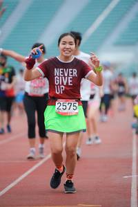 BIB: 2575
                            <button type="button" onclick="openModal(5930654)" class="btn btn-primary btn-sm float-right btn-popup" data-toggle="modal" data-target=".modal-high-quality">
                        <i class="fas fa-shopping-cart"></i> Add to Cart
                    </button>
                                            <button type="button" onclick="isThisMe(5930654, true)" class="btn btn-success btn-sm float-right btn-popup btn-isme hidden" data-toggle="tooltip" data-placement="bottom" title="นี่คือรูปของคุณใช่ไหม คลิกที่นี่เพื่อเอาเข้าอัลบั้ม">
                        <i class="fas fa-plus"></i> Add to album
                    </button>
                    <button type="button" onclick="isThisMe(5930654, false)" class="btn btn-warning btn-sm float-right btn-popup btn-isnotme hidden">
                        <i class="fas fa-ban"></i> Remove from album
                    </button>