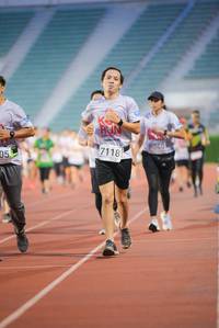 BIB: 8040, 7118
                            <button type="button" onclick="openModal(5907835)" class="btn btn-primary btn-sm float-right btn-popup" data-toggle="modal" data-target=".modal-high-quality">
                        <i class="fas fa-shopping-cart"></i> Add to Cart
                    </button>
                                            <button type="button" onclick="isThisMe(5907835, true)" class="btn btn-success btn-sm float-right btn-popup btn-isme hidden" data-toggle="tooltip" data-placement="bottom" title="นี่คือรูปของคุณใช่ไหม คลิกที่นี่เพื่อเอาเข้าอัลบั้ม">
                        <i class="fas fa-plus"></i> Add to album
                    </button>
                    <button type="button" onclick="isThisMe(5907835, false)" class="btn btn-warning btn-sm float-right btn-popup btn-isnotme hidden">
                        <i class="fas fa-ban"></i> Remove from album
                    </button>