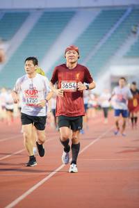 BIB: 3654, 1755
                            <button type="button" onclick="openModal(5908624)" class="btn btn-primary btn-sm float-right btn-popup" data-toggle="modal" data-target=".modal-high-quality">
                        <i class="fas fa-shopping-cart"></i> Add to Cart
                    </button>
                                            <button type="button" onclick="isThisMe(5908624, true)" class="btn btn-success btn-sm float-right btn-popup btn-isme hidden" data-toggle="tooltip" data-placement="bottom" title="นี่คือรูปของคุณใช่ไหม คลิกที่นี่เพื่อเอาเข้าอัลบั้ม">
                        <i class="fas fa-plus"></i> Add to album
                    </button>
                    <button type="button" onclick="isThisMe(5908624, false)" class="btn btn-warning btn-sm float-right btn-popup btn-isnotme hidden">
                        <i class="fas fa-ban"></i> Remove from album
                    </button>