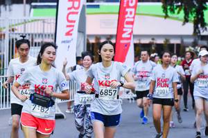 BIB: 7001, 7989, 6857, 7725, 642, 782
                            <button type="button" onclick="openModal(6080918)" class="btn btn-primary btn-sm float-right btn-popup" data-toggle="modal" data-target=".modal-high-quality">
                        <i class="fas fa-shopping-cart"></i> Add to Cart
                    </button>
                                            <button type="button" onclick="isThisMe(6080918, true)" class="btn btn-success btn-sm float-right btn-popup btn-isme hidden" data-toggle="tooltip" data-placement="bottom" title="นี่คือรูปของคุณใช่ไหม คลิกที่นี่เพื่อเอาเข้าอัลบั้ม">
                        <i class="fas fa-plus"></i> Add to album
                    </button>
                    <button type="button" onclick="isThisMe(6080918, false)" class="btn btn-warning btn-sm float-right btn-popup btn-isnotme hidden">
                        <i class="fas fa-ban"></i> Remove from album
                    </button>