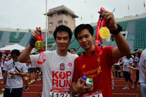 BIB: 117
                            <button type="button" onclick="openModal(5991880)" class="btn btn-primary btn-sm float-right btn-popup" data-toggle="modal" data-target=".modal-high-quality">
                        <i class="fas fa-shopping-cart"></i> Add to Cart
                    </button>
                                            <button type="button" onclick="isThisMe(5991880, true)" class="btn btn-success btn-sm float-right btn-popup btn-isme hidden" data-toggle="tooltip" data-placement="bottom" title="นี่คือรูปของคุณใช่ไหม คลิกที่นี่เพื่อเอาเข้าอัลบั้ม">
                        <i class="fas fa-plus"></i> Add to album
                    </button>
                    <button type="button" onclick="isThisMe(5991880, false)" class="btn btn-warning btn-sm float-right btn-popup btn-isnotme hidden">
                        <i class="fas fa-ban"></i> Remove from album
                    </button>