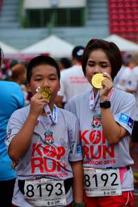 BIB: 8192, 2019, 8193
                            <button type="button" onclick="openModal(5991758)" class="btn btn-primary btn-sm float-right btn-popup" data-toggle="modal" data-target=".modal-high-quality">
                        <i class="fas fa-shopping-cart"></i> Add to Cart
                    </button>
                                            <button type="button" onclick="isThisMe(5991758, true)" class="btn btn-success btn-sm float-right btn-popup btn-isme hidden" data-toggle="tooltip" data-placement="bottom" title="นี่คือรูปของคุณใช่ไหม คลิกที่นี่เพื่อเอาเข้าอัลบั้ม">
                        <i class="fas fa-plus"></i> Add to album
                    </button>
                    <button type="button" onclick="isThisMe(5991758, false)" class="btn btn-warning btn-sm float-right btn-popup btn-isnotme hidden">
                        <i class="fas fa-ban"></i> Remove from album
                    </button>