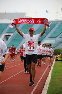 BIB: 3330
                            <button type="button" onclick="openModal(5962612)" class="btn btn-primary btn-sm float-right btn-popup" data-toggle="modal" data-target=".modal-high-quality">
                        <i class="fas fa-shopping-cart"></i> Add to Cart
                    </button>
                                            <button type="button" onclick="isThisMe(5962612, true)" class="btn btn-success btn-sm float-right btn-popup btn-isme hidden" data-toggle="tooltip" data-placement="bottom" title="นี่คือรูปของคุณใช่ไหม คลิกที่นี่เพื่อเอาเข้าอัลบั้ม">
                        <i class="fas fa-plus"></i> Add to album
                    </button>
                    <button type="button" onclick="isThisMe(5962612, false)" class="btn btn-warning btn-sm float-right btn-popup btn-isnotme hidden">
                        <i class="fas fa-ban"></i> Remove from album
                    </button>