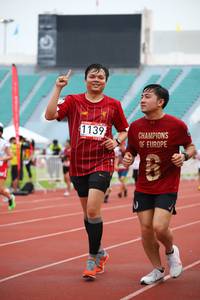 BIB: 1139
                            <button type="button" onclick="openModal(5968076)" class="btn btn-primary btn-sm float-right btn-popup" data-toggle="modal" data-target=".modal-high-quality">
                        <i class="fas fa-shopping-cart"></i> Add to Cart
                    </button>
                                            <button type="button" onclick="isThisMe(5968076, true)" class="btn btn-success btn-sm float-right btn-popup btn-isme hidden" data-toggle="tooltip" data-placement="bottom" title="นี่คือรูปของคุณใช่ไหม คลิกที่นี่เพื่อเอาเข้าอัลบั้ม">
                        <i class="fas fa-plus"></i> Add to album
                    </button>
                    <button type="button" onclick="isThisMe(5968076, false)" class="btn btn-warning btn-sm float-right btn-popup btn-isnotme hidden">
                        <i class="fas fa-ban"></i> Remove from album
                    </button>