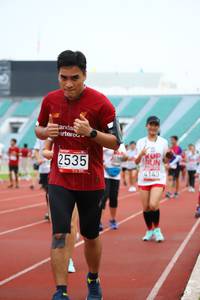 BIB: 4143, 2535
                            <button type="button" onclick="openModal(5967620)" class="btn btn-primary btn-sm float-right btn-popup" data-toggle="modal" data-target=".modal-high-quality">
                        <i class="fas fa-shopping-cart"></i> Add to Cart
                    </button>
                                            <button type="button" onclick="isThisMe(5967620, true)" class="btn btn-success btn-sm float-right btn-popup btn-isme hidden" data-toggle="tooltip" data-placement="bottom" title="นี่คือรูปของคุณใช่ไหม คลิกที่นี่เพื่อเอาเข้าอัลบั้ม">
                        <i class="fas fa-plus"></i> Add to album
                    </button>
                    <button type="button" onclick="isThisMe(5967620, false)" class="btn btn-warning btn-sm float-right btn-popup btn-isnotme hidden">
                        <i class="fas fa-ban"></i> Remove from album
                    </button>