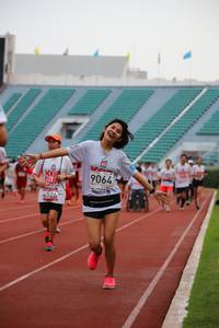 BIB: 9064, 4526
                            <button type="button" onclick="openModal(5949830)" class="btn btn-primary btn-sm float-right btn-popup" data-toggle="modal" data-target=".modal-high-quality">
                        <i class="fas fa-shopping-cart"></i> Add to Cart
                    </button>
                                            <button type="button" onclick="isThisMe(5949830, true)" class="btn btn-success btn-sm float-right btn-popup btn-isme hidden" data-toggle="tooltip" data-placement="bottom" title="นี่คือรูปของคุณใช่ไหม คลิกที่นี่เพื่อเอาเข้าอัลบั้ม">
                        <i class="fas fa-plus"></i> Add to album
                    </button>
                    <button type="button" onclick="isThisMe(5949830, false)" class="btn btn-warning btn-sm float-right btn-popup btn-isnotme hidden">
                        <i class="fas fa-ban"></i> Remove from album
                    </button>