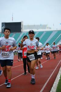 BIB: 8223, 8222
                            <button type="button" onclick="openModal(5972890)" class="btn btn-primary btn-sm float-right btn-popup" data-toggle="modal" data-target=".modal-high-quality">
                        <i class="fas fa-shopping-cart"></i> Add to Cart
                    </button>
                                            <button type="button" onclick="isThisMe(5972890, true)" class="btn btn-success btn-sm float-right btn-popup btn-isme hidden" data-toggle="tooltip" data-placement="bottom" title="นี่คือรูปของคุณใช่ไหม คลิกที่นี่เพื่อเอาเข้าอัลบั้ม">
                        <i class="fas fa-plus"></i> Add to album
                    </button>
                    <button type="button" onclick="isThisMe(5972890, false)" class="btn btn-warning btn-sm float-right btn-popup btn-isnotme hidden">
                        <i class="fas fa-ban"></i> Remove from album
                    </button>