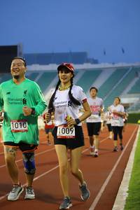 BIB: 1010, 1009
                            <button type="button" onclick="openModal(5997104)" class="btn btn-primary btn-sm float-right btn-popup" data-toggle="modal" data-target=".modal-high-quality">
                        <i class="fas fa-shopping-cart"></i> Add to Cart
                    </button>
                                            <button type="button" onclick="isThisMe(5997104, true)" class="btn btn-success btn-sm float-right btn-popup btn-isme hidden" data-toggle="tooltip" data-placement="bottom" title="นี่คือรูปของคุณใช่ไหม คลิกที่นี่เพื่อเอาเข้าอัลบั้ม">
                        <i class="fas fa-plus"></i> Add to album
                    </button>
                    <button type="button" onclick="isThisMe(5997104, false)" class="btn btn-warning btn-sm float-right btn-popup btn-isnotme hidden">
                        <i class="fas fa-ban"></i> Remove from album
                    </button>