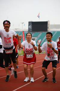 BIB: 3002, 4133, 4132
                            <button type="button" onclick="openModal(5971658)" class="btn btn-primary btn-sm float-right btn-popup" data-toggle="modal" data-target=".modal-high-quality">
                        <i class="fas fa-shopping-cart"></i> Add to Cart
                    </button>
                                            <button type="button" onclick="isThisMe(5971658, true)" class="btn btn-success btn-sm float-right btn-popup btn-isme hidden" data-toggle="tooltip" data-placement="bottom" title="นี่คือรูปของคุณใช่ไหม คลิกที่นี่เพื่อเอาเข้าอัลบั้ม">
                        <i class="fas fa-plus"></i> Add to album
                    </button>
                    <button type="button" onclick="isThisMe(5971658, false)" class="btn btn-warning btn-sm float-right btn-popup btn-isnotme hidden">
                        <i class="fas fa-ban"></i> Remove from album
                    </button>