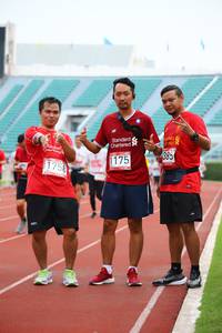 BIB: 385, 1175, 1758
                            <button type="button" onclick="openModal(5970040)" class="btn btn-primary btn-sm float-right btn-popup" data-toggle="modal" data-target=".modal-high-quality">
                        <i class="fas fa-shopping-cart"></i> Add to Cart
                    </button>
                                            <button type="button" onclick="isThisMe(5970040, true)" class="btn btn-success btn-sm float-right btn-popup btn-isme hidden" data-toggle="tooltip" data-placement="bottom" title="นี่คือรูปของคุณใช่ไหม คลิกที่นี่เพื่อเอาเข้าอัลบั้ม">
                        <i class="fas fa-plus"></i> Add to album
                    </button>
                    <button type="button" onclick="isThisMe(5970040, false)" class="btn btn-warning btn-sm float-right btn-popup btn-isnotme hidden">
                        <i class="fas fa-ban"></i> Remove from album
                    </button>