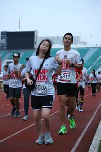 BIB: 4819, 7230, 201, 6536
                            <button type="button" onclick="openModal(5980538)" class="btn btn-primary btn-sm float-right btn-popup" data-toggle="modal" data-target=".modal-high-quality">
                        <i class="fas fa-shopping-cart"></i> Add to Cart
                    </button>
                                            <button type="button" onclick="isThisMe(5980538, true)" class="btn btn-success btn-sm float-right btn-popup btn-isme hidden" data-toggle="tooltip" data-placement="bottom" title="นี่คือรูปของคุณใช่ไหม คลิกที่นี่เพื่อเอาเข้าอัลบั้ม">
                        <i class="fas fa-plus"></i> Add to album
                    </button>
                    <button type="button" onclick="isThisMe(5980538, false)" class="btn btn-warning btn-sm float-right btn-popup btn-isnotme hidden">
                        <i class="fas fa-ban"></i> Remove from album
                    </button>