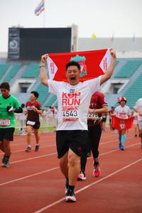 BIB: 4543, 275, 3898
                            <button type="button" onclick="openModal(5950990)" class="btn btn-primary btn-sm float-right btn-popup" data-toggle="modal" data-target=".modal-high-quality">
                        <i class="fas fa-shopping-cart"></i> Add to Cart
                    </button>
                                            <button type="button" onclick="isThisMe(5950990, true)" class="btn btn-success btn-sm float-right btn-popup btn-isme hidden" data-toggle="tooltip" data-placement="bottom" title="นี่คือรูปของคุณใช่ไหม คลิกที่นี่เพื่อเอาเข้าอัลบั้ม">
                        <i class="fas fa-plus"></i> Add to album
                    </button>
                    <button type="button" onclick="isThisMe(5950990, false)" class="btn btn-warning btn-sm float-right btn-popup btn-isnotme hidden">
                        <i class="fas fa-ban"></i> Remove from album
                    </button>