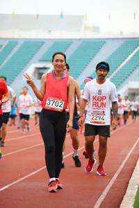 BIB: 3702, 2294
                            <button type="button" onclick="openModal(5952336)" class="btn btn-primary btn-sm float-right btn-popup" data-toggle="modal" data-target=".modal-high-quality">
                        <i class="fas fa-shopping-cart"></i> Add to Cart
                    </button>
                                            <button type="button" onclick="isThisMe(5952336, true)" class="btn btn-success btn-sm float-right btn-popup btn-isme hidden" data-toggle="tooltip" data-placement="bottom" title="นี่คือรูปของคุณใช่ไหม คลิกที่นี่เพื่อเอาเข้าอัลบั้ม">
                        <i class="fas fa-plus"></i> Add to album
                    </button>
                    <button type="button" onclick="isThisMe(5952336, false)" class="btn btn-warning btn-sm float-right btn-popup btn-isnotme hidden">
                        <i class="fas fa-ban"></i> Remove from album
                    </button>