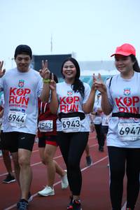 BIB: 2019, 6944, 6943, 7543, 6947
                            <button type="button" onclick="openModal(5980609)" class="btn btn-primary btn-sm float-right btn-popup" data-toggle="modal" data-target=".modal-high-quality">
                        <i class="fas fa-shopping-cart"></i> Add to Cart
                    </button>
                                            <button type="button" onclick="isThisMe(5980609, true)" class="btn btn-success btn-sm float-right btn-popup btn-isme hidden" data-toggle="tooltip" data-placement="bottom" title="นี่คือรูปของคุณใช่ไหม คลิกที่นี่เพื่อเอาเข้าอัลบั้ม">
                        <i class="fas fa-plus"></i> Add to album
                    </button>
                    <button type="button" onclick="isThisMe(5980609, false)" class="btn btn-warning btn-sm float-right btn-popup btn-isnotme hidden">
                        <i class="fas fa-ban"></i> Remove from album
                    </button>