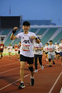 BIB: 2076, 8425
                            <button type="button" onclick="openModal(5978574)" class="btn btn-primary btn-sm float-right btn-popup" data-toggle="modal" data-target=".modal-high-quality">
                        <i class="fas fa-shopping-cart"></i> Add to Cart
                    </button>
                                            <button type="button" onclick="isThisMe(5978574, true)" class="btn btn-success btn-sm float-right btn-popup btn-isme hidden" data-toggle="tooltip" data-placement="bottom" title="นี่คือรูปของคุณใช่ไหม คลิกที่นี่เพื่อเอาเข้าอัลบั้ม">
                        <i class="fas fa-plus"></i> Add to album
                    </button>
                    <button type="button" onclick="isThisMe(5978574, false)" class="btn btn-warning btn-sm float-right btn-popup btn-isnotme hidden">
                        <i class="fas fa-ban"></i> Remove from album
                    </button>