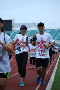 BIB: 3194, 7916, 3195
                            <button type="button" onclick="openModal(5982825)" class="btn btn-primary btn-sm float-right btn-popup" data-toggle="modal" data-target=".modal-high-quality">
                        <i class="fas fa-shopping-cart"></i> Add to Cart
                    </button>
                                            <button type="button" onclick="isThisMe(5982825, true)" class="btn btn-success btn-sm float-right btn-popup btn-isme hidden" data-toggle="tooltip" data-placement="bottom" title="นี่คือรูปของคุณใช่ไหม คลิกที่นี่เพื่อเอาเข้าอัลบั้ม">
                        <i class="fas fa-plus"></i> Add to album
                    </button>
                    <button type="button" onclick="isThisMe(5982825, false)" class="btn btn-warning btn-sm float-right btn-popup btn-isnotme hidden">
                        <i class="fas fa-ban"></i> Remove from album
                    </button>