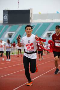 BIB: 1322
                            <button type="button" onclick="openModal(5968037)" class="btn btn-primary btn-sm float-right btn-popup" data-toggle="modal" data-target=".modal-high-quality">
                        <i class="fas fa-shopping-cart"></i> Add to Cart
                    </button>
                                            <button type="button" onclick="isThisMe(5968037, true)" class="btn btn-success btn-sm float-right btn-popup btn-isme hidden" data-toggle="tooltip" data-placement="bottom" title="นี่คือรูปของคุณใช่ไหม คลิกที่นี่เพื่อเอาเข้าอัลบั้ม">
                        <i class="fas fa-plus"></i> Add to album
                    </button>
                    <button type="button" onclick="isThisMe(5968037, false)" class="btn btn-warning btn-sm float-right btn-popup btn-isnotme hidden">
                        <i class="fas fa-ban"></i> Remove from album
                    </button>