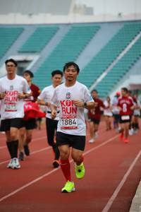 BIB: 3015, 1884
                            <button type="button" onclick="openModal(5967925)" class="btn btn-primary btn-sm float-right btn-popup" data-toggle="modal" data-target=".modal-high-quality">
                        <i class="fas fa-shopping-cart"></i> Add to Cart
                    </button>
                                            <button type="button" onclick="isThisMe(5967925, true)" class="btn btn-success btn-sm float-right btn-popup btn-isme hidden" data-toggle="tooltip" data-placement="bottom" title="นี่คือรูปของคุณใช่ไหม คลิกที่นี่เพื่อเอาเข้าอัลบั้ม">
                        <i class="fas fa-plus"></i> Add to album
                    </button>
                    <button type="button" onclick="isThisMe(5967925, false)" class="btn btn-warning btn-sm float-right btn-popup btn-isnotme hidden">
                        <i class="fas fa-ban"></i> Remove from album
                    </button>