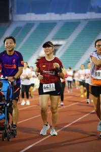 BIB: 6471, 
                            <button type="button" onclick="openModal(5997242)" class="btn btn-primary btn-sm float-right btn-popup" data-toggle="modal" data-target=".modal-high-quality">
                        <i class="fas fa-shopping-cart"></i> Add to Cart
                    </button>
                                            <button type="button" onclick="isThisMe(5997242, true)" class="btn btn-success btn-sm float-right btn-popup btn-isme hidden" data-toggle="tooltip" data-placement="bottom" title="นี่คือรูปของคุณใช่ไหม คลิกที่นี่เพื่อเอาเข้าอัลบั้ม">
                        <i class="fas fa-plus"></i> Add to album
                    </button>
                    <button type="button" onclick="isThisMe(5997242, false)" class="btn btn-warning btn-sm float-right btn-popup btn-isnotme hidden">
                        <i class="fas fa-ban"></i> Remove from album
                    </button>