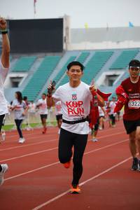 BIB: 1322
                            <button type="button" onclick="openModal(5967958)" class="btn btn-primary btn-sm float-right btn-popup" data-toggle="modal" data-target=".modal-high-quality">
                        <i class="fas fa-shopping-cart"></i> Add to Cart
                    </button>
                                            <button type="button" onclick="isThisMe(5967958, true)" class="btn btn-success btn-sm float-right btn-popup btn-isme hidden" data-toggle="tooltip" data-placement="bottom" title="นี่คือรูปของคุณใช่ไหม คลิกที่นี่เพื่อเอาเข้าอัลบั้ม">
                        <i class="fas fa-plus"></i> Add to album
                    </button>
                    <button type="button" onclick="isThisMe(5967958, false)" class="btn btn-warning btn-sm float-right btn-popup btn-isnotme hidden">
                        <i class="fas fa-ban"></i> Remove from album
                    </button>