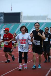 BIB: 230, 7916, 7900, 6358
                            <button type="button" onclick="openModal(5982890)" class="btn btn-primary btn-sm float-right btn-popup" data-toggle="modal" data-target=".modal-high-quality">
                        <i class="fas fa-shopping-cart"></i> Add to Cart
                    </button>
                                            <button type="button" onclick="isThisMe(5982890, true)" class="btn btn-success btn-sm float-right btn-popup btn-isme hidden" data-toggle="tooltip" data-placement="bottom" title="นี่คือรูปของคุณใช่ไหม คลิกที่นี่เพื่อเอาเข้าอัลบั้ม">
                        <i class="fas fa-plus"></i> Add to album
                    </button>
                    <button type="button" onclick="isThisMe(5982890, false)" class="btn btn-warning btn-sm float-right btn-popup btn-isnotme hidden">
                        <i class="fas fa-ban"></i> Remove from album
                    </button>