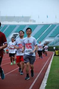 BIB: 754, 6331
                            <button type="button" onclick="openModal(5982945)" class="btn btn-primary btn-sm float-right btn-popup" data-toggle="modal" data-target=".modal-high-quality">
                        <i class="fas fa-shopping-cart"></i> Add to Cart
                    </button>
                                            <button type="button" onclick="isThisMe(5982945, true)" class="btn btn-success btn-sm float-right btn-popup btn-isme hidden" data-toggle="tooltip" data-placement="bottom" title="นี่คือรูปของคุณใช่ไหม คลิกที่นี่เพื่อเอาเข้าอัลบั้ม">
                        <i class="fas fa-plus"></i> Add to album
                    </button>
                    <button type="button" onclick="isThisMe(5982945, false)" class="btn btn-warning btn-sm float-right btn-popup btn-isnotme hidden">
                        <i class="fas fa-ban"></i> Remove from album
                    </button>