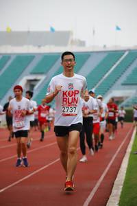 BIB: 2737, 353
                            <button type="button" onclick="openModal(5966271)" class="btn btn-primary btn-sm float-right btn-popup" data-toggle="modal" data-target=".modal-high-quality">
                        <i class="fas fa-shopping-cart"></i> Add to Cart
                    </button>
                                            <button type="button" onclick="isThisMe(5966271, true)" class="btn btn-success btn-sm float-right btn-popup btn-isme hidden" data-toggle="tooltip" data-placement="bottom" title="นี่คือรูปของคุณใช่ไหม คลิกที่นี่เพื่อเอาเข้าอัลบั้ม">
                        <i class="fas fa-plus"></i> Add to album
                    </button>
                    <button type="button" onclick="isThisMe(5966271, false)" class="btn btn-warning btn-sm float-right btn-popup btn-isnotme hidden">
                        <i class="fas fa-ban"></i> Remove from album
                    </button>