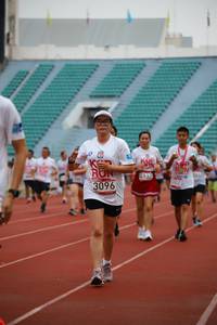 BIB: 3096, 4132, 002
                            <button type="button" onclick="openModal(5971566)" class="btn btn-primary btn-sm float-right btn-popup" data-toggle="modal" data-target=".modal-high-quality">
                        <i class="fas fa-shopping-cart"></i> Add to Cart
                    </button>
                                            <button type="button" onclick="isThisMe(5971566, true)" class="btn btn-success btn-sm float-right btn-popup btn-isme hidden" data-toggle="tooltip" data-placement="bottom" title="นี่คือรูปของคุณใช่ไหม คลิกที่นี่เพื่อเอาเข้าอัลบั้ม">
                        <i class="fas fa-plus"></i> Add to album
                    </button>
                    <button type="button" onclick="isThisMe(5971566, false)" class="btn btn-warning btn-sm float-right btn-popup btn-isnotme hidden">
                        <i class="fas fa-ban"></i> Remove from album
                    </button>