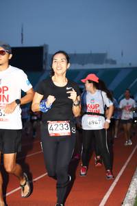 BIB: 201, 6947, 4233
                            <button type="button" onclick="openModal(5980531)" class="btn btn-primary btn-sm float-right btn-popup" data-toggle="modal" data-target=".modal-high-quality">
                        <i class="fas fa-shopping-cart"></i> Add to Cart
                    </button>
                                            <button type="button" onclick="isThisMe(5980531, true)" class="btn btn-success btn-sm float-right btn-popup btn-isme hidden" data-toggle="tooltip" data-placement="bottom" title="นี่คือรูปของคุณใช่ไหม คลิกที่นี่เพื่อเอาเข้าอัลบั้ม">
                        <i class="fas fa-plus"></i> Add to album
                    </button>
                    <button type="button" onclick="isThisMe(5980531, false)" class="btn btn-warning btn-sm float-right btn-popup btn-isnotme hidden">
                        <i class="fas fa-ban"></i> Remove from album
                    </button>