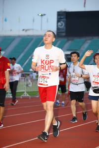 BIB: 3354
                            <button type="button" onclick="openModal(5975091)" class="btn btn-primary btn-sm float-right btn-popup" data-toggle="modal" data-target=".modal-high-quality">
                        <i class="fas fa-shopping-cart"></i> Add to Cart
                    </button>
                                            <button type="button" onclick="isThisMe(5975091, true)" class="btn btn-success btn-sm float-right btn-popup btn-isme hidden" data-toggle="tooltip" data-placement="bottom" title="นี่คือรูปของคุณใช่ไหม คลิกที่นี่เพื่อเอาเข้าอัลบั้ม">
                        <i class="fas fa-plus"></i> Add to album
                    </button>
                    <button type="button" onclick="isThisMe(5975091, false)" class="btn btn-warning btn-sm float-right btn-popup btn-isnotme hidden">
                        <i class="fas fa-ban"></i> Remove from album
                    </button>