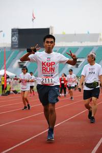 BIB: 5594, 2111, 1617
                            <button type="button" onclick="openModal(5965732)" class="btn btn-primary btn-sm float-right btn-popup" data-toggle="modal" data-target=".modal-high-quality">
                        <i class="fas fa-shopping-cart"></i> Add to Cart
                    </button>
                                            <button type="button" onclick="isThisMe(5965732, true)" class="btn btn-success btn-sm float-right btn-popup btn-isme hidden" data-toggle="tooltip" data-placement="bottom" title="นี่คือรูปของคุณใช่ไหม คลิกที่นี่เพื่อเอาเข้าอัลบั้ม">
                        <i class="fas fa-plus"></i> Add to album
                    </button>
                    <button type="button" onclick="isThisMe(5965732, false)" class="btn btn-warning btn-sm float-right btn-popup btn-isnotme hidden">
                        <i class="fas fa-ban"></i> Remove from album
                    </button>